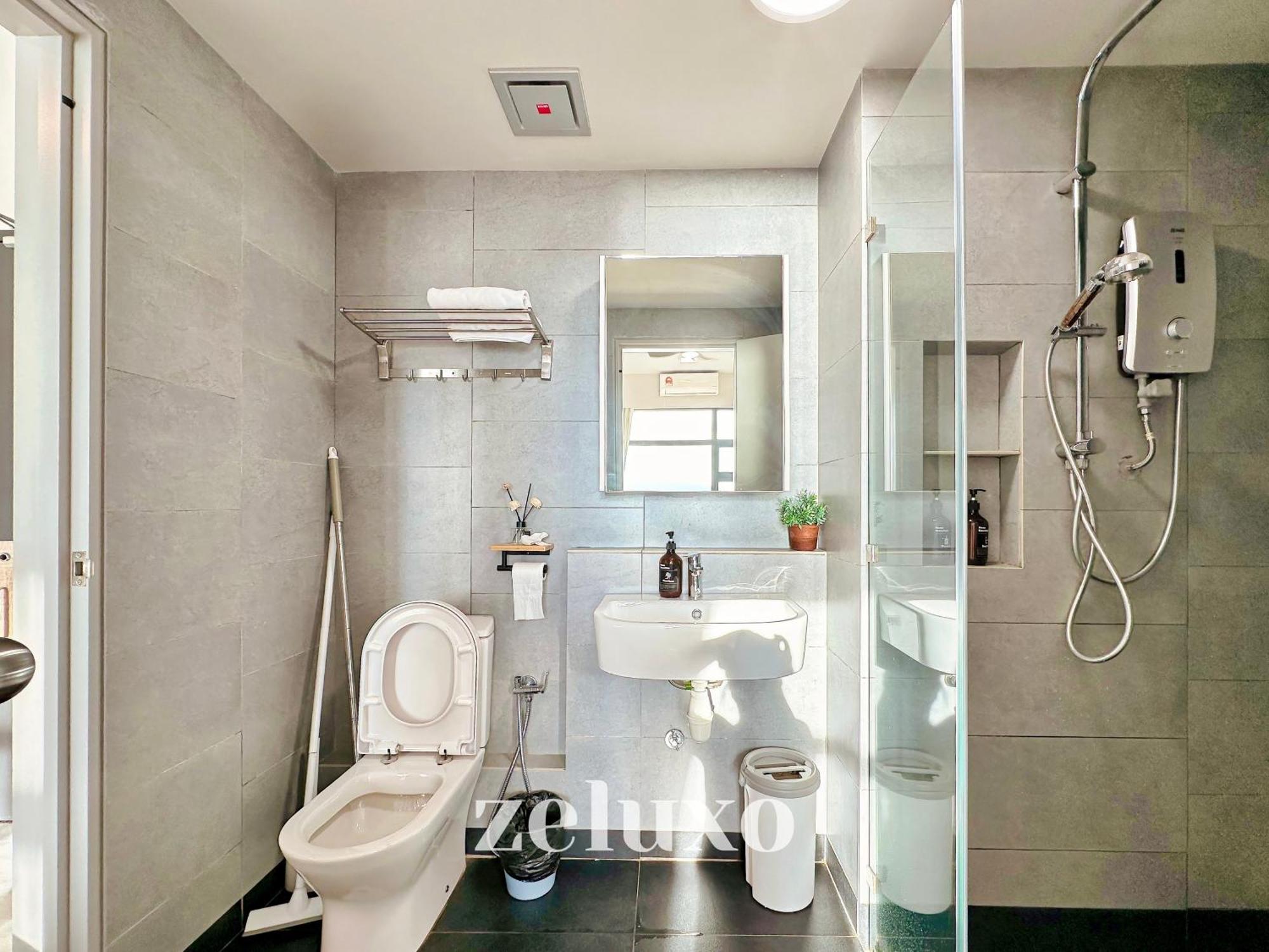 #5 Jesselton Quay City Pads Seaview By Zeluxo Kota Kinabalu Ngoại thất bức ảnh